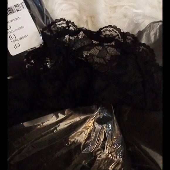 **1 XS Left**For Love and Lemons Quinn Crop Top - Picture 6 of 8